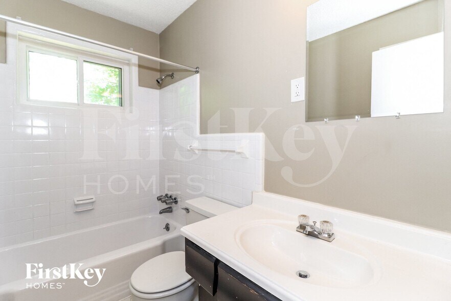 Building Photo - 3500 Marietta Blvd