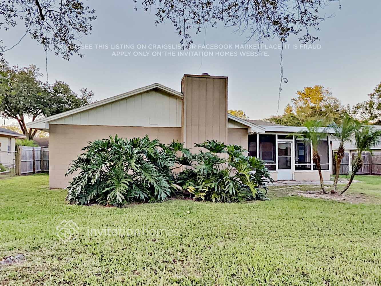 Building Photo - 2711 Citron Dr