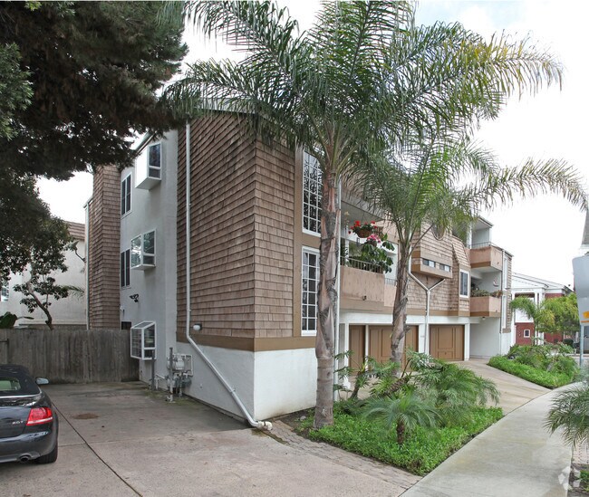 2133 Chatsworth Blvd 2133 Chatsworth Blvd San Diego CA 92107