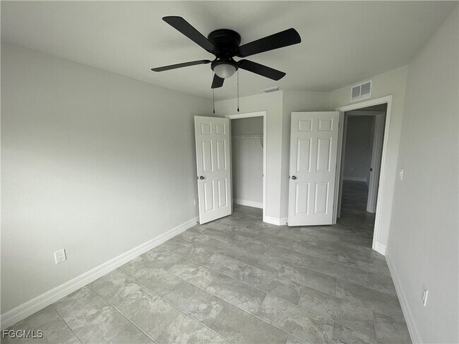 Building Photo - 1423 Gleason Pkwy