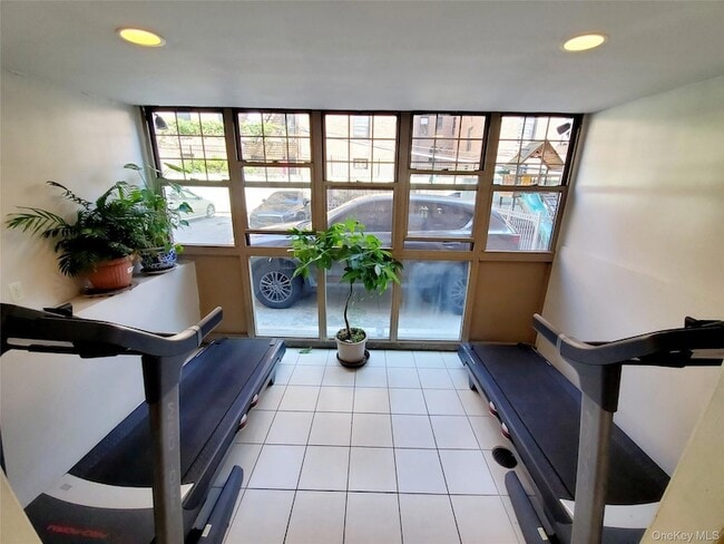 Building Photo - 83-75 117th St