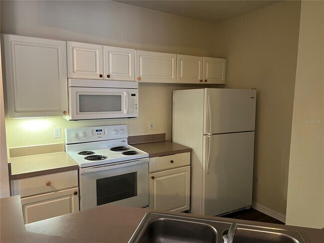 Building Photo - 5500 Metrowest Blvd