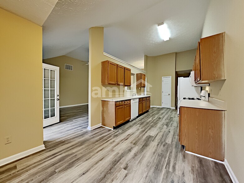 Building Photo - 2143 Andrewood Pl