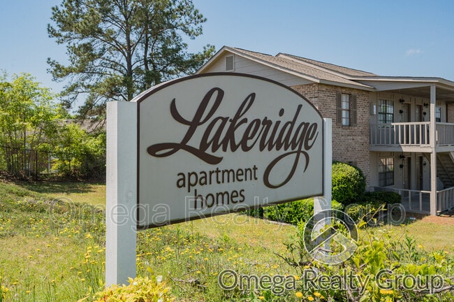 Building Photo - Lakeridge Apartments