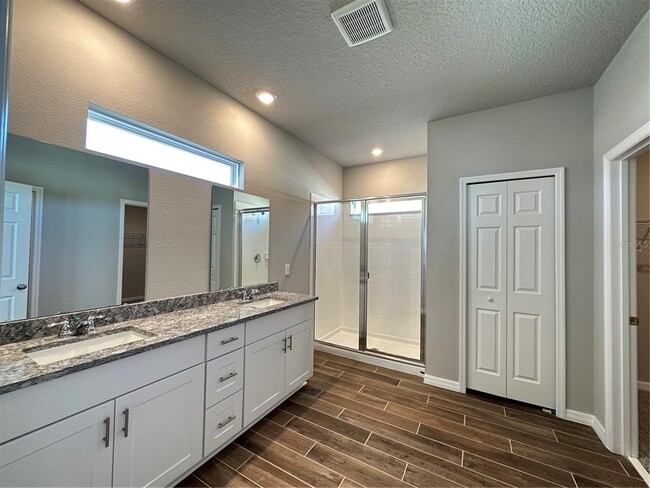 Building Photo - 2460 Gold Dust Dr