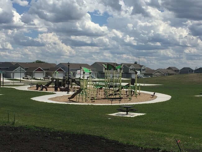 Building Photo - 1397 Goldenwood Dr