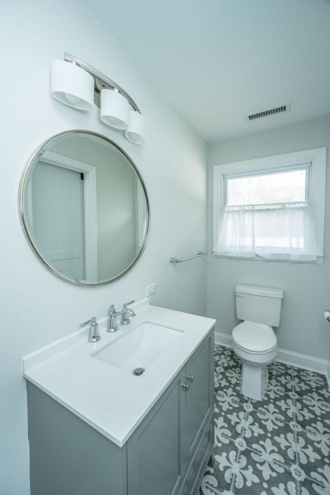 Building Photo - 1791 Dunbarton Dr