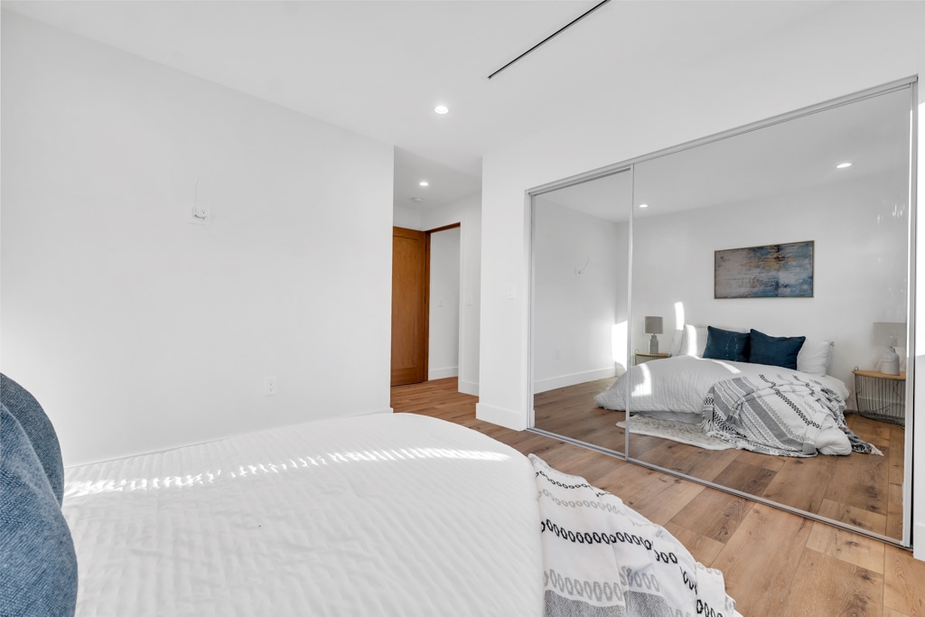 Building Photo - 651 N Wilton Pl