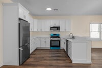 Interior Photo - 431-435 Morris Ave