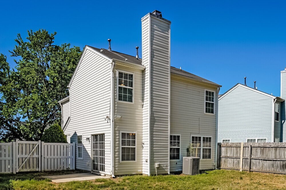 Building Photo - 6029 Silkwater Ct