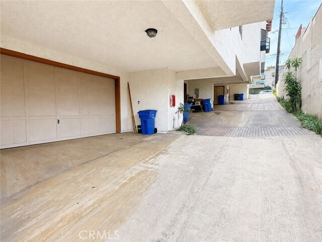 Building Photo - 210 S Prospect Ave