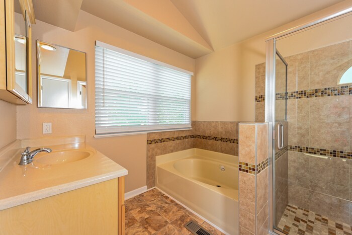 Building Photo - 8774 Apache Plume Dr