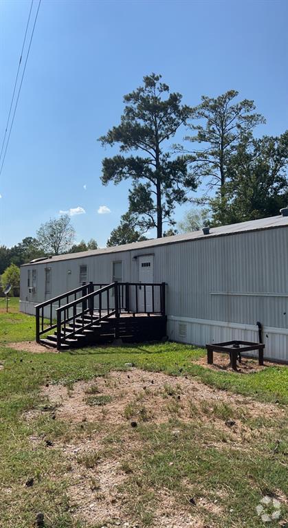 Building Photo - 1668 FM 2518