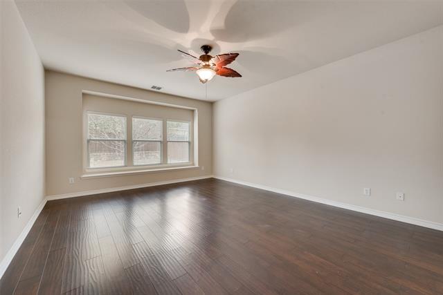 Building Photo - 312 Sheridan Rd