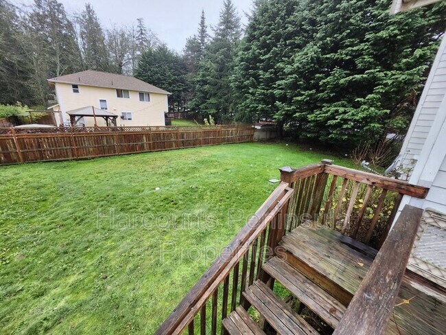 Building Photo - 24550 S Kingston Rd NE