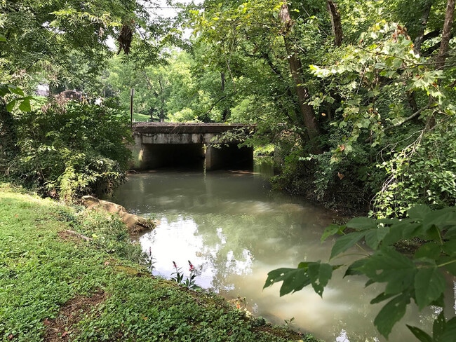 Building Photo - West Knoxville 37921 - Great Location! 3 bedroom 2.5 bath home w/bonus room - Call Adam Sharp (86...