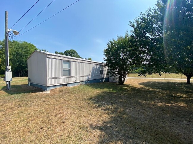 Building Photo - 7447 Carthage Hwy