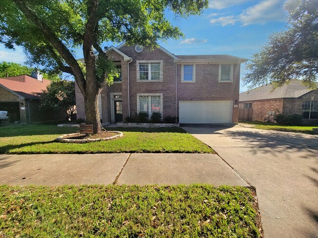 Building Photo - Beautiful Single Family - 4/BR 2.5/BA