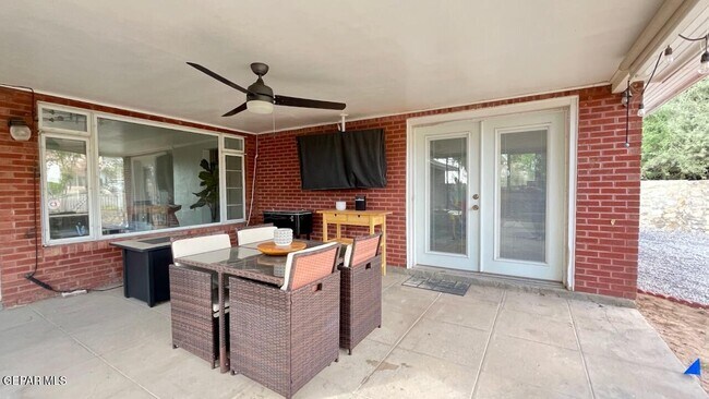 Building Photo - 1200 Stockwell Ln