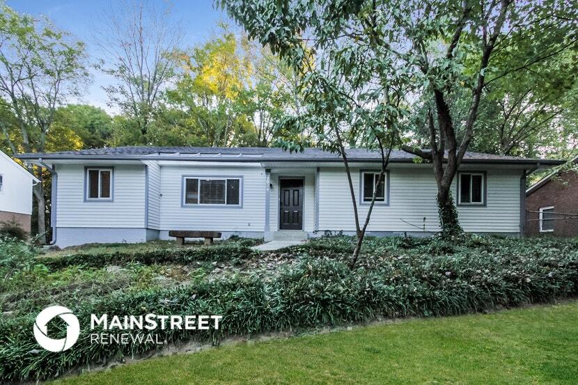 Primary Photo - 2028 Knickerbocker Dr