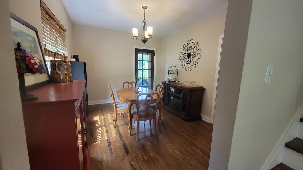 Building Photo - 202 Long Road