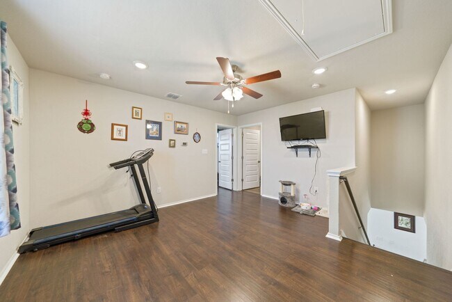 Building Photo - Stylish 4-Bedroom Home with Solar & Game R...