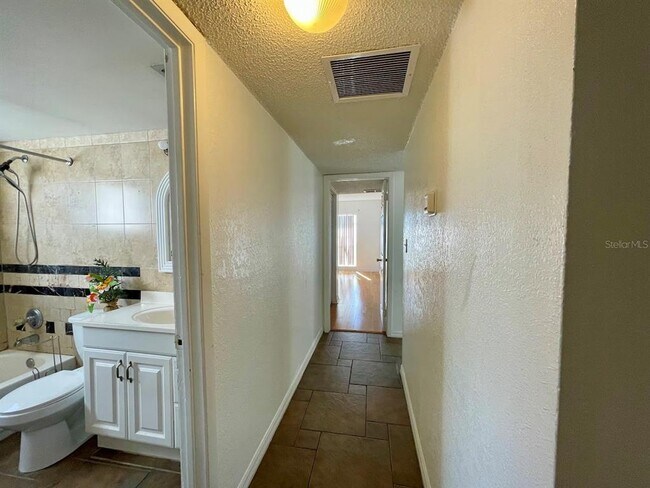 Building Photo - 2625 FL-590