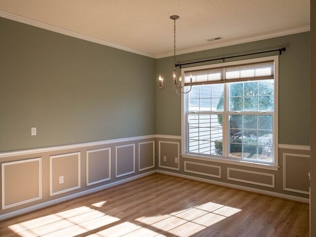 Building Photo - 38 Summer Meadow Rd