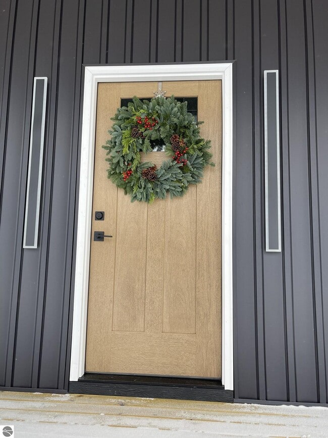 Building Photo - 9000 Kalkaska St