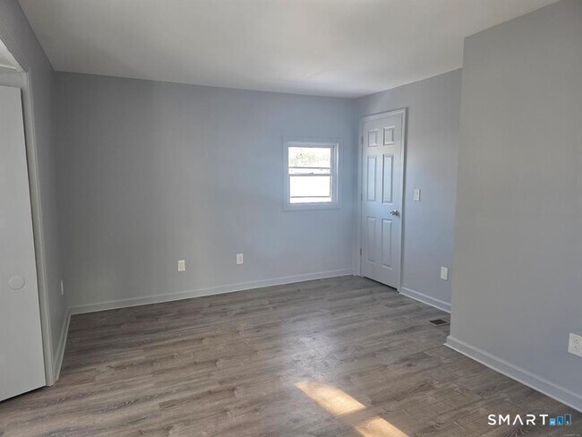 Building Photo - 46 Ward St