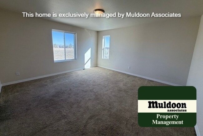 Building Photo - Like new 2-story Home!