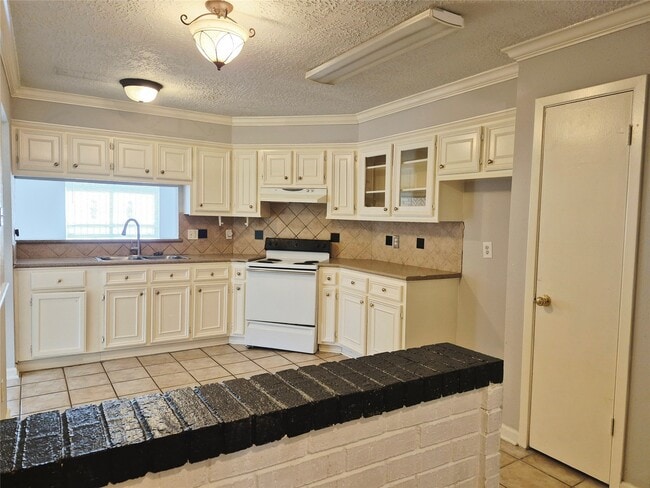 Building Photo - 13211 Whitchurch Way