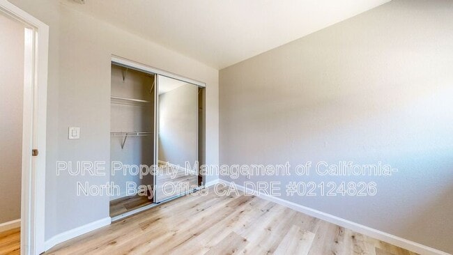 Building Photo - 1107 Navarro St