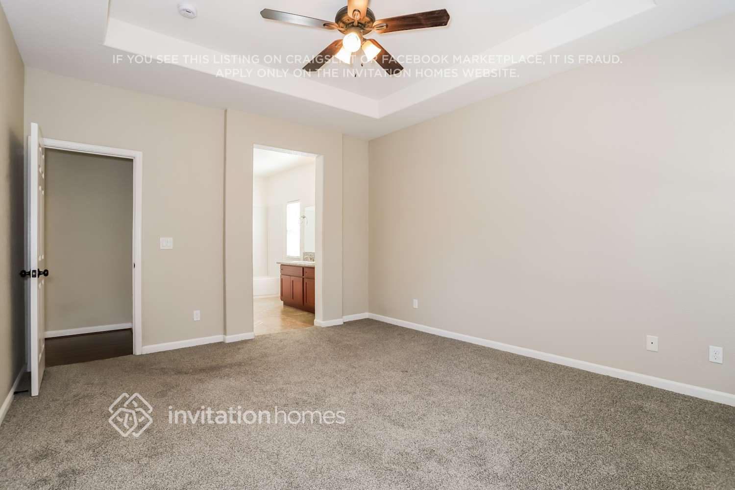 Building Photo - 945 Skyline Dr