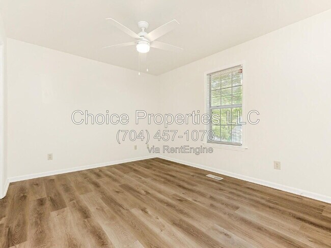 Building Photo - 6701 Bevington Ridge Rd