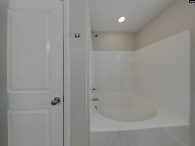 Building Photo - 501 Eastfair Dr