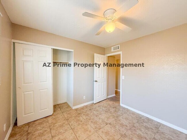 Building Photo - 7101 N 36th Ave