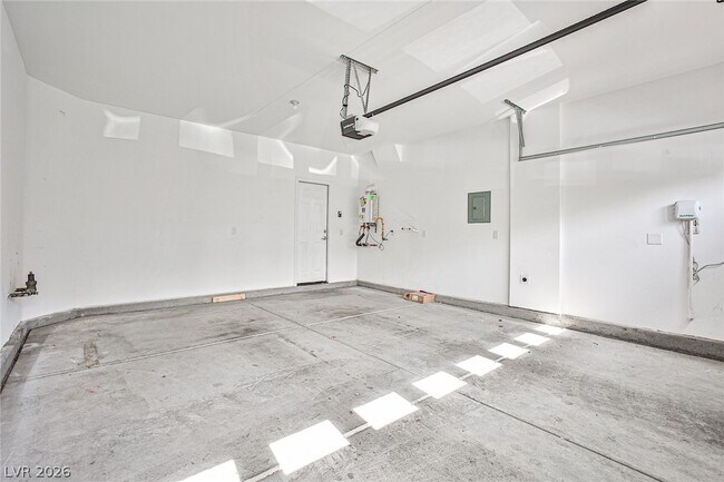 Building Photo - 7035 Jasper Hill Way