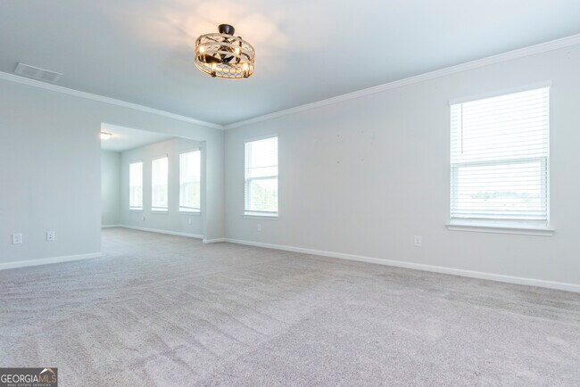 Building Photo - 330 Rexmere Rd