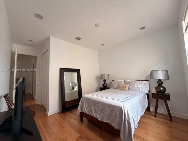 Building Photo - 12450 NW 32nd Manor