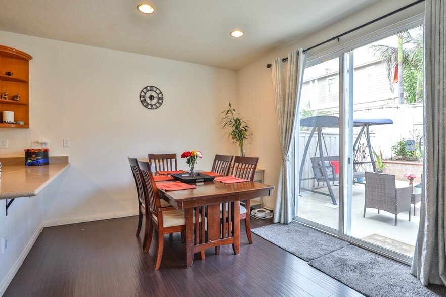Building Photo - 17828 Woodbine Ct