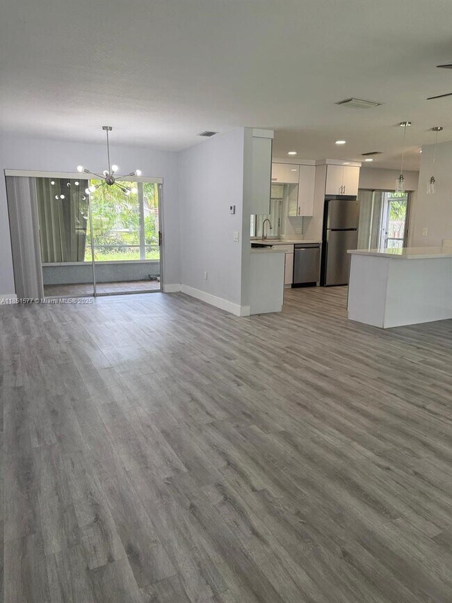 Building Photo - 11500 NW 39th St