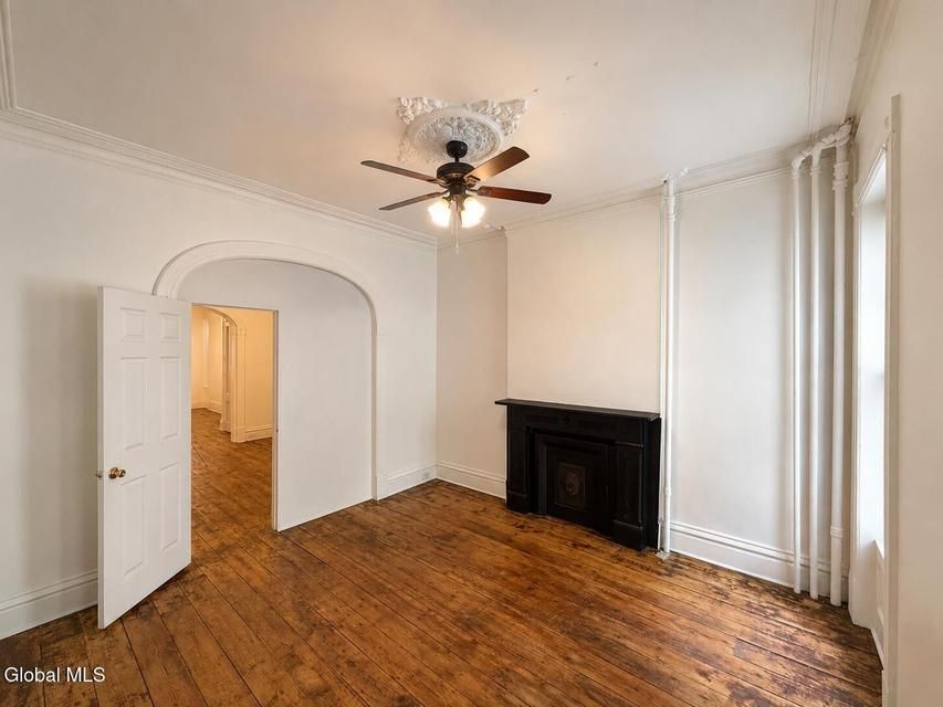 Building Photo - 379 3rd St