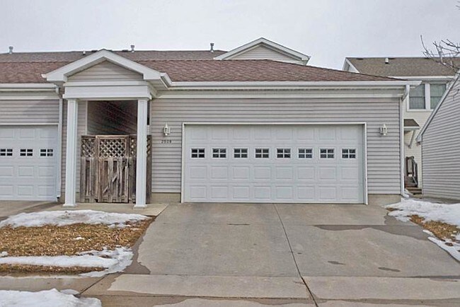 Building Photo - 2508 Eaton Ave.