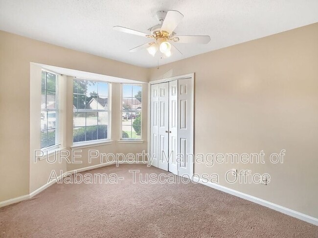 Building Photo - 1368 Southern Gardens Dr