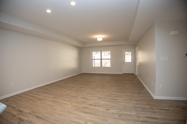 Building Photo - 834 El Dorado Dr