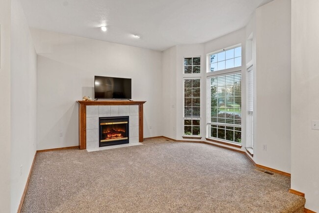 Building Photo - Beautifully done 3 bed 3 bath home in Greenacres/liberty lake area