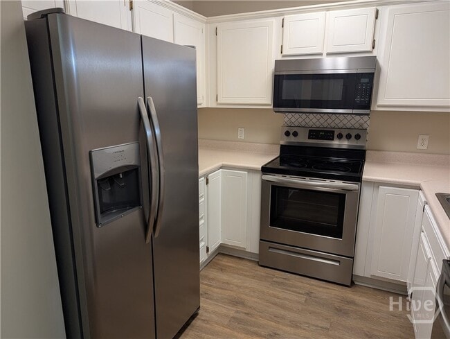 Building Photo - 130 Towne Pk Dr