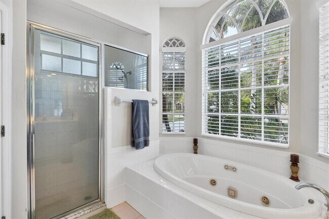 Building Photo - 9910 Laurel Valley Ave Cir