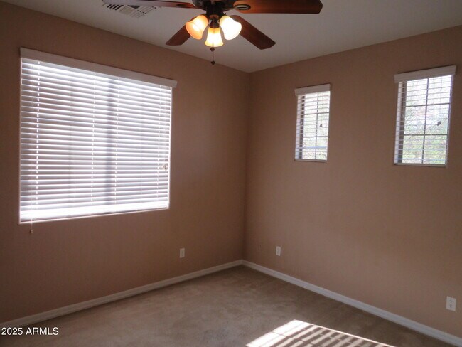 Building Photo - 28822 N 20th Ln